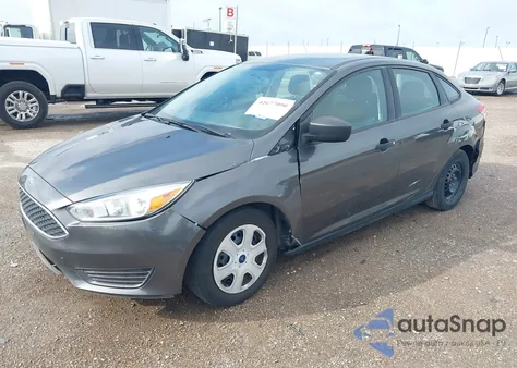 2018 Ford Focus S from USA, damaged, VIN 1FADP3E27JL240113